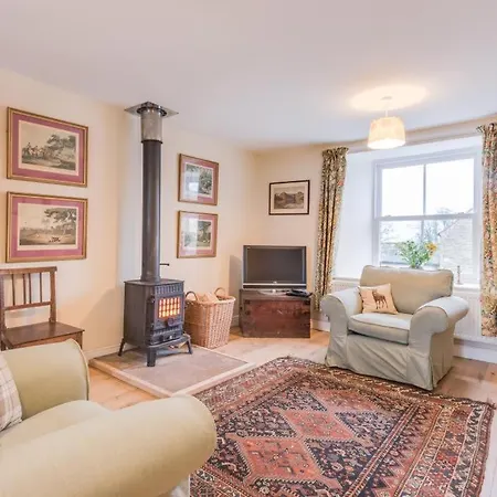 Holiday home 2 Bed In Boltongate Sz396